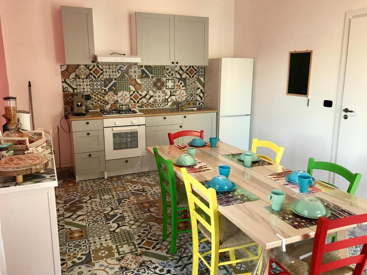 לינה וארוחת בוקר Napolide מראה חיצוני תמונה